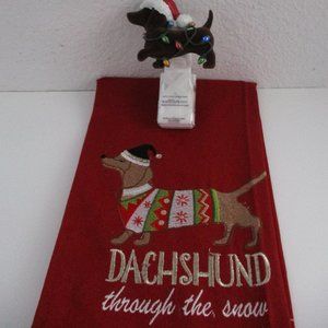 Bath & Body Works Dachshund Dog Christmas Lights 2021 Wallflower Plug In Holiday